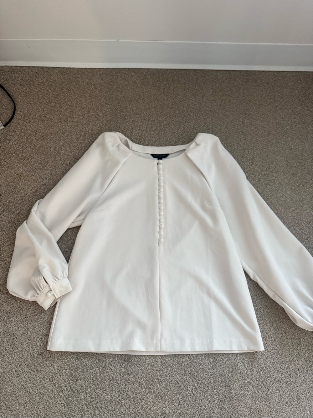 Banana Republic Ivory Button-Front Long-Sleeve Blouse